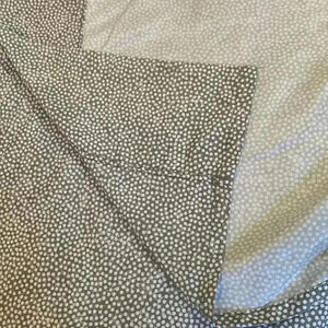 Jennifer Adams 100%  polyester queen, flat sheet. Soft and wrinkle free.